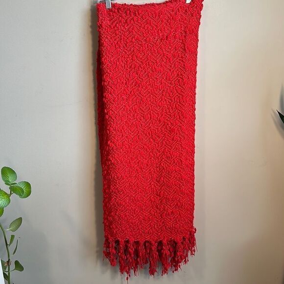 Popcorn Red throw Blanket Decor 50”x60” - Picture 1 of 6